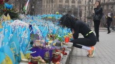 Ukrajina si připomíná výročí války. Vyhrajeme, slibuje prezident Zelenskyj