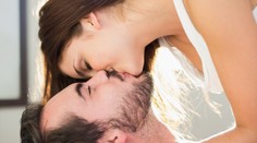 Průzkum intimního života v Česku: Lidé jsou spíše spokojení, se sexem začínají dříve