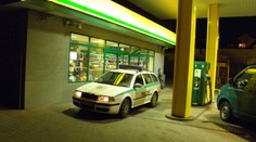 REKORDMANI! Opili se a vyrazili na benzínky, za hodinu stihli přepadnout čtyři