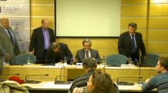 Experti hledají cestu, jak nevracet miliardy za pojištění
