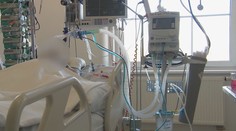 S koronavirem muž (64) bojoval 16 dní na JIP, stále se potýká s následky