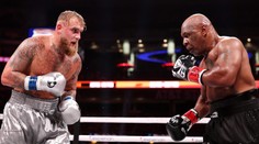 Tyson a Paul vydělali miliony. Šaškárna, chceme peníze zpět, zuří fanoušci