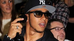 Hamilton byl v McLarenu jako pták v kleci, shodují se bývalí piloti