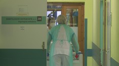 Covid naboural chod nemocnic. Chybí jim lidé i prostory. PŘEHLED