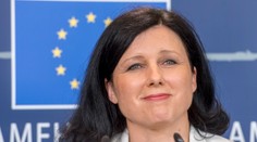 Hlasování na poslední chvíli! Vláda chce Jourovou jako eurokomisařku