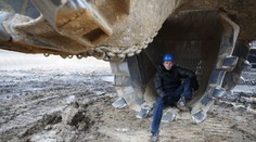 GIGANTICKÉ rypadlo je vysoké jako půl Petřínské rozhledny