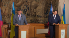 Čeští velvyslanci se sešli s Fialou. V Praze je i šéf ukrajinské diplomacie Kuleba