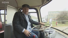 VÍKEND: Herec Václav Kopta jako řidič autobusu