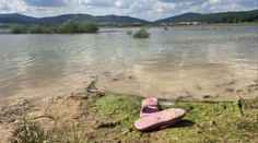 Tragédie u Lučence. Dívky dováděly na mělčině, jedna (†11) sklouzla do hloubky