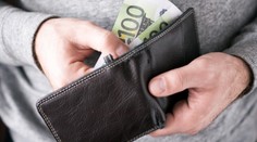 Slovensko kvůli inflaci zvyšuje minimální mzdu. Přeroste tu českou