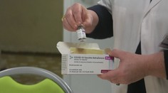 AstraZeneca znovu nabývá důvěru. V Polsku se s registracemi roztrhl pytel