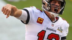 Po oslavách titulu operace. Hvězdu NFL trápí bolavé koleno
