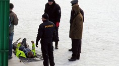 Ztraceného dědu našli mrtvého ve Vltavě. U pražského jachtklubu