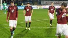 Průjem fotbalové Sparty: Vysmál se jí už i poslední tým tabulky!