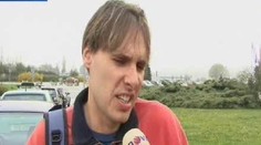 Mrtvé miminko našli ležet v řece, policie pátrá po vrahovi
