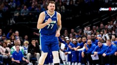 Úžasný výkon Dončiče: triple-double a 60 bodů! Tohle ještě nikdo nedokázal