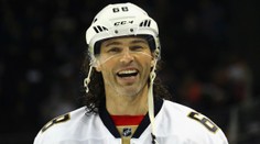 Jágr řekl své kočce, že je šance hrát v NHL. Jak to slavila? FOTO