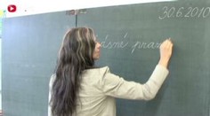 Vysvědčení se rozdávalo i v nejmenší škole