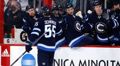 Scheifele potopil Minnesotu hattrickem. Wheeler přidal čtyři asistence