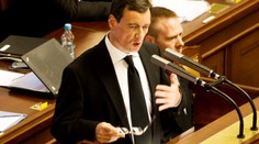 Pusťte mě do sněmovny, rozčiluje se David Rath z vězení