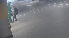 Muž vykrádal parkovací automaty. Policie žádá o pomoc při pátrání