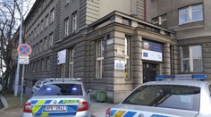 Žárlivec, který napadl ve škole těhotnou expřítelkyni, je ve vazbě