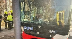 Řidič autobusu v Praze zkolaboval při řízení. Zranilo se sedm cestujících