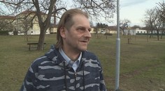 Odseděl si 30 let za vraždy, lidé věří v jeho nevinu a posílají tisíce