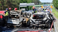 Kamioňák zachránil z hořících aut 3 lidi! Polsko se mu za to odměnilo