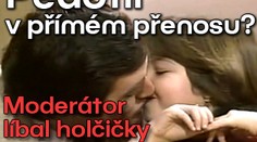 Pedofil v přímém přenosu? Moderátor líbal holčičky před kamerami