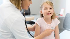 Očkování škodí a další mýty, které dětští lékaři vyvracejí nejčastěji