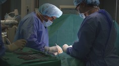 Nádor odstraní skoro bez jizvy. Lékaři začali s novou metodou léčby rakoviny