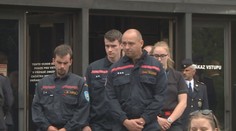S Pavolem (†31) se loučily stovky lidí. Truchlí policistovi kolegové i hasiči