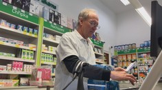 Lékárny zatím nevědí, kdy obdrží sirupy pro děti. Stát je slibuje příští týden