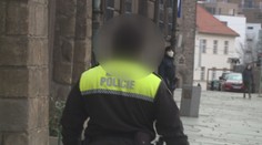 Exstrážník měl mít v počítači stovky fotek nahých dětí i video! Obvinili ho