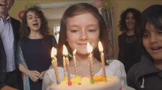 Šokující video: Rok v jedné sekundě dívenky ve válce