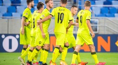 Dlouhé čekání a pak výhra! Gólovou smršť načal Coufal, Slováci korigovali