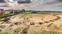 Na kraji Prahy našli druhý Stonehenge. Je dokonce o stovky let starší
