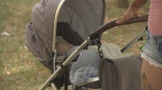 Na maminky s kočárkem útočí muž s nožem! Zabiju vám děti, hrozí