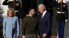 Zelenskyj znovu zamíří do USA. Kongres bude jednat o pomoci Ukrajině za 21 miliard dolarů