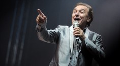 Karel Gott slaví 76. narozeniny! Máte fotografii s Mistrem?