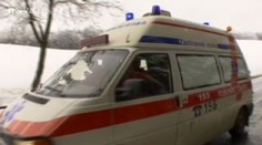Až 25 cm nového sněhu zastavilo vlaky na východě Čech