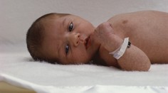 Miminku přestalo bít srdce. Máma ho oživila podle návodu