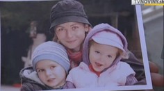 "Tvé děti jsou mrtvé!" napsali zoufalé matce