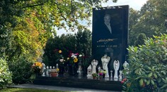 Návštěva na Bertramce a vzkazy u hrobu: Karel Gott zemřel před třemi lety