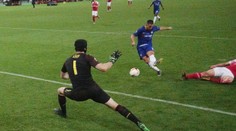 Sestřih finále Chelsea - Arsenal: Čech 4 góly dostal, další tři chytil!