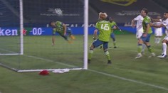 Borec na konec: Obránce v MLS vyhlavičkoval míč z brankové čáry