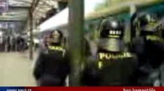 Baníkovci jsou v Praze, policie ve střehu