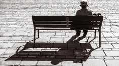 ROZTROUŠENÁ SKLERÓZA: Nemáte ji? Sledujte tyto příznaky!