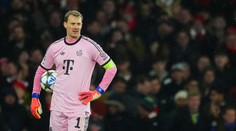 Teatrální pád? Možná by pomohl, řekl Neuer o gólu Arsenalu. Sudího kritizovat nechce